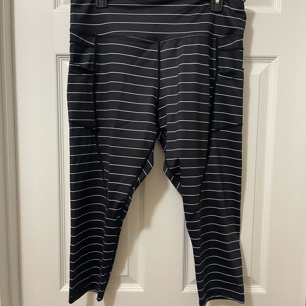 ZYIA Black and White Active Leggings